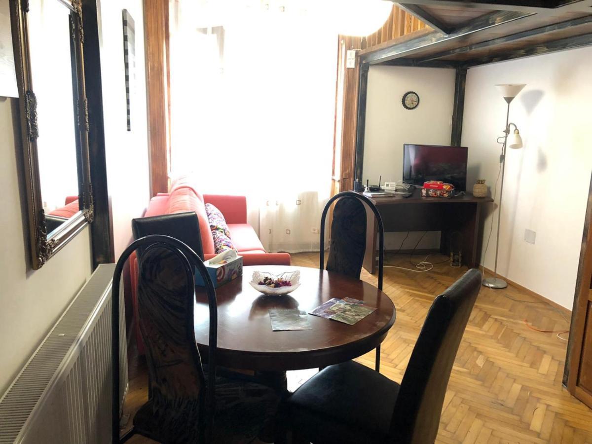 Dalina'S Art Corner Daire Oradea Dış mekan fotoğraf